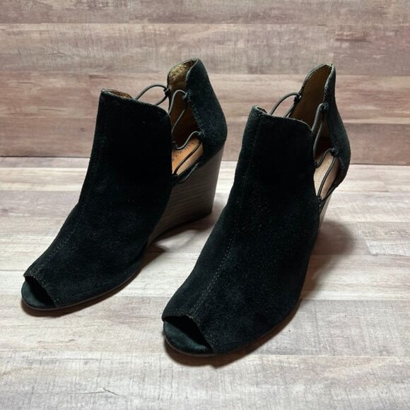 Lucky Brand Womens Black Suede Peep Toe Wedge Booties - Picture 3 of 12